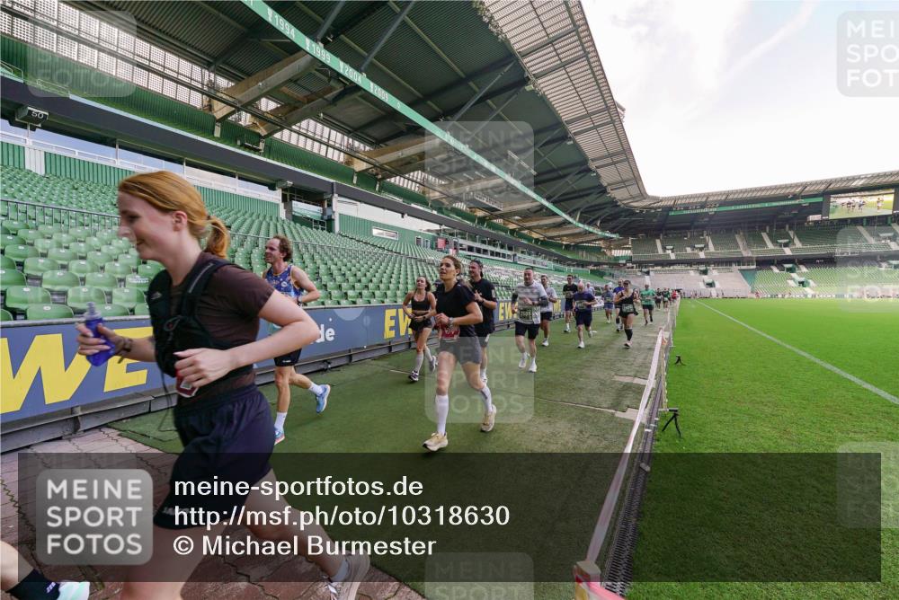 13.09.2026 - 21. swb-Marathon Bremen Michael Burmester http://msf.ph/oto/10318630 13.09.2026 13:16:55 Laufen im Stadion 134, 143, 153, 231, 267, 271, 449, 588, 598, 612, 653, 990, 1057, 1185, 1312, 1424, 1425, 1465, 1539, 1790, 1813, 1825, 1874, 1987, 2013, 2067, 2096, 2218, 2259, 2351, 2363, 2381, 2386, 2389, 2419, 2468, 2532, 2550, 2562, 2579, 2586, 2601, 2655, 2664, 2678, 2698, 2778, 2797, 2799, 2821, 2846, 2874, 2974, 2984, 2996, 3001, 3075, 3104, 3133, 3165, 3180, 3195, 3213, 3237, 3265, 3314, 3331, 3337, 3366, 3382, 3387, 3421, 3431, 3479, 3486, 3501, 3506, 3512, 3548 meine-sportfotos.de