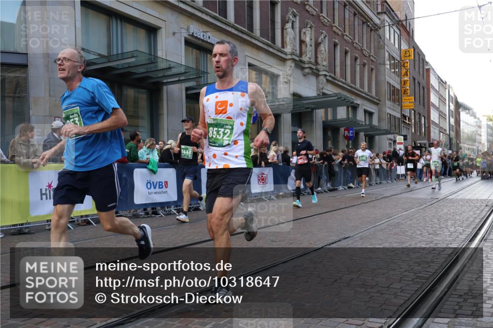 13.09.2026 - 21. swb-Marathon Bremen Strokosch-Dieckow http://msf.ph/oto/10318647 13.09.2026 13:17:14 Ziel 560, 771, 842, 1297, 2008, 2125, 2234, 2812, 3148, 3760, 4171, 4498, 4499, 4620, 5041, 5550, 5817, 6095, 6734, 6803, 7901, 8100, 8250, 8253, 8446, 8532, 8714, 9075, 9400, 9505, 13107, 385, 1970, 2052, 2319, 3246, 3706, 4156, 4805, 6624, 6704, 6734, 6759, 6819, 6953, 7284, 7297, 8111, 8418, 8858 meine-sportfotos.de