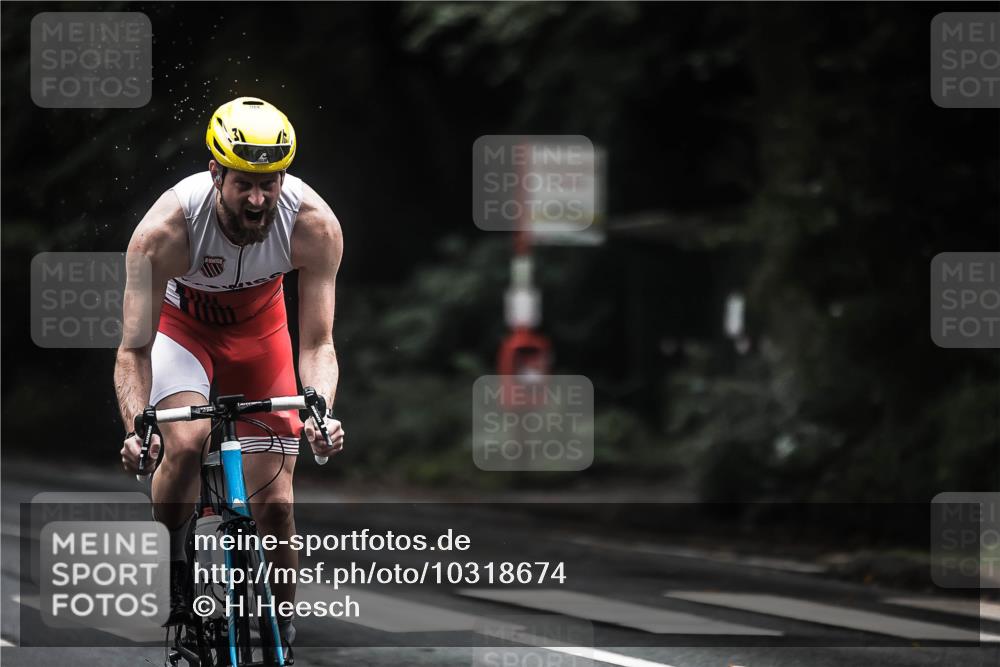 13.09.2026 - Stadtparktriathlon H.Heesch http://msf.ph/oto/10318674 13.09.2026 13:02:42 Radfahren 1193, 1235, 1375, 1378 meine-sportfotos.de