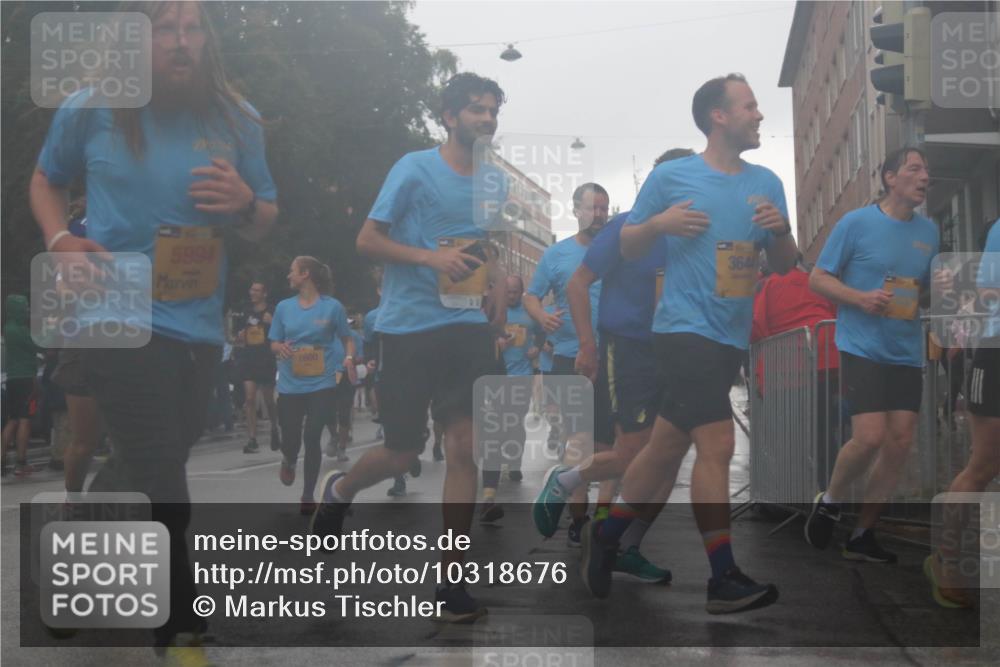 13.09.2026 - Kiel Lauf Markus Tischler http://msf.ph/oto/10318676 13.09.2026 10:49:45 Fleethörn 5994, 1600, 364 meine-sportfotos.de