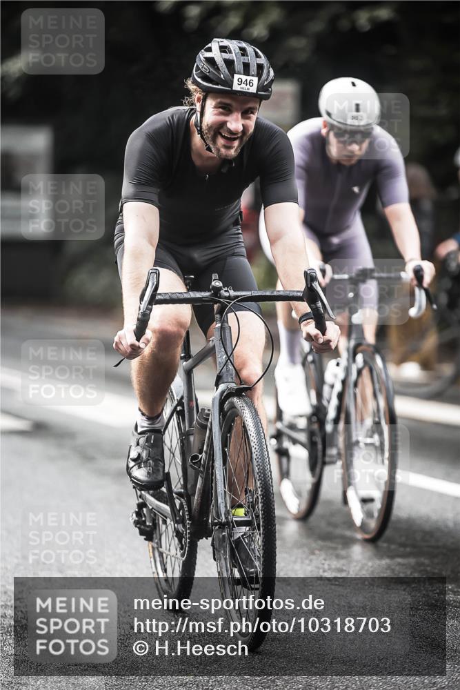 13.09.2026 - Stadtparktriathlon H.Heesch http://msf.ph/oto/10318703 13.09.2026 11:54:38 Radfahren 724, 763, 840, 863, 946 meine-sportfotos.de
