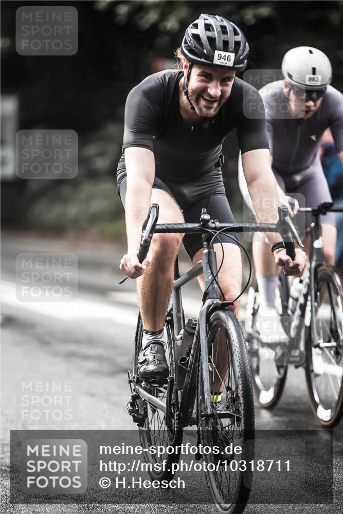 13.09.2026 - Stadtparktriathlon H.Heesch http://msf.ph/oto/10318711 13.09.2026 11:54:39 Radfahren 724, 763, 840, 863, 946 meine-sportfotos.de