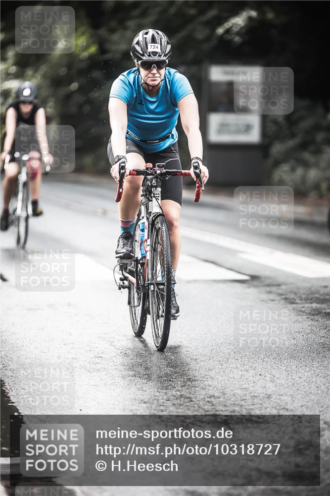 13.09.2026 - Stadtparktriathlon H.Heesch http://msf.ph/oto/10318727 13.09.2026 11:54:40 Radfahren 724, 763, 840, 863, 946 meine-sportfotos.de