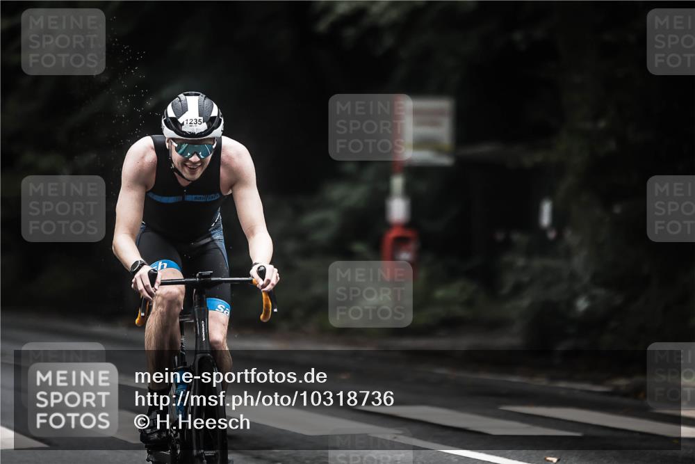 13.09.2026 - Stadtparktriathlon H.Heesch http://msf.ph/oto/10318736 13.09.2026 13:02:44 Radfahren 1193, 1235, 1375 meine-sportfotos.de