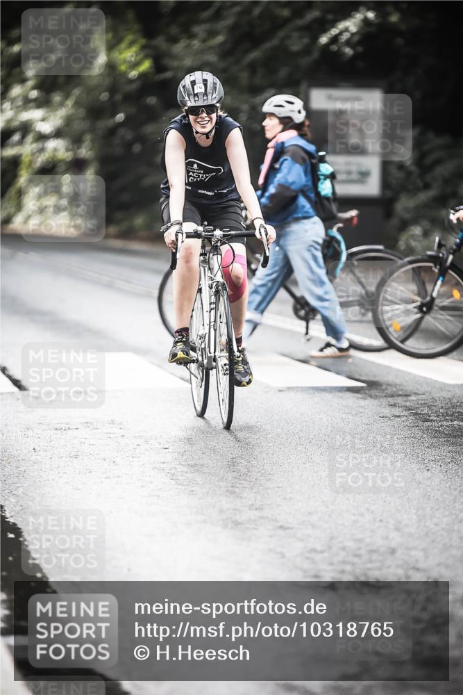 13.09.2026 - Stadtparktriathlon H.Heesch http://msf.ph/oto/10318765 13.09.2026 11:54:41 Radfahren 724, 763, 840, 863, 946 meine-sportfotos.de