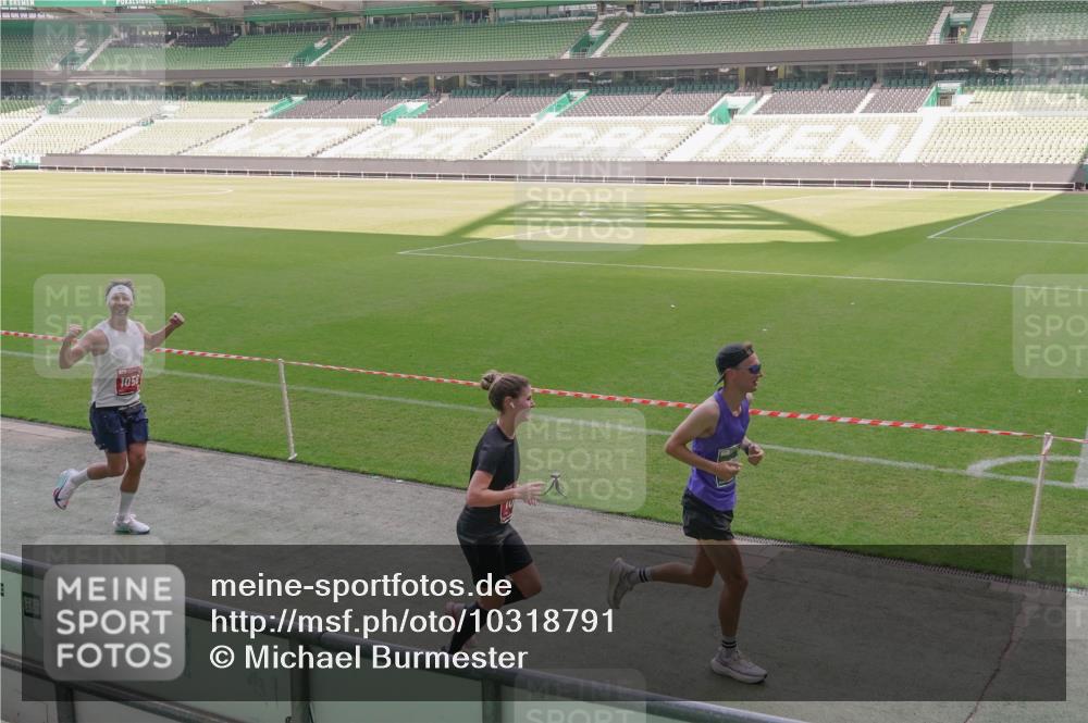 13.09.2026 - 21. swb-Marathon Bremen Michael Burmester http://msf.ph/oto/10318791 13.09.2026 12:53:56 Laufen im Stadion 102, 145, 161, 189, 313, 376, 385, 461, 472, 481, 541, 560, 615, 616, 666, 675, 696, 740, 755, 816, 827, 982, 985, 987, 1053, 1056, 1076, 1207, 1252, 1297, 1419, 1433, 1445, 1468, 1528, 1542, 1551, 1631, 1646, 1658, 1664, 1704, 1707, 1814, 2007, 2043, 2055, 2203, 2280, 2350, 2362, 2401, 2422, 2454, 2499, 2623, 2701, 2801, 2820, 2824, 2858, 2870, 2882, 2913, 2962, 2971, 2997, 3012, 3054, 3149, 3206, 3236, 3356, 3357, 3362, 3413, 4605 meine-sportfotos.de