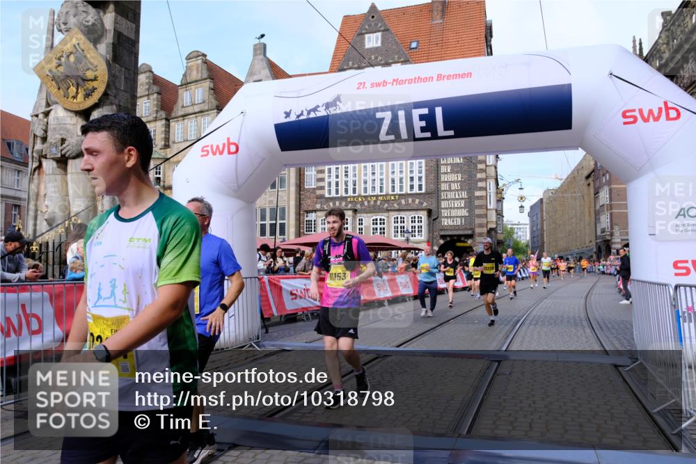 13.09.2026 - 21. swb-Marathon Bremen Tim E. http://msf.ph/oto/10318798 13.09.2026 10:58:02 Ziel 10078, 10460, 10565, 10707, 10728, 11153, 11245, 11532, 11568, 11824, 11856, 12222, 12228, 12231, 12264, 12427, 12555 meine-sportfotos.de