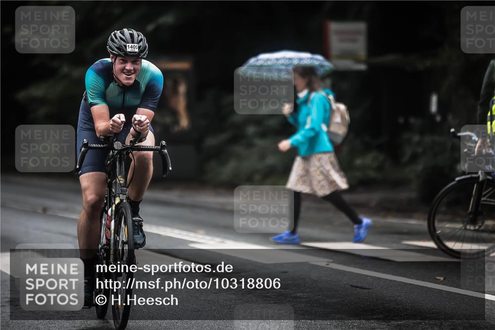 13.09.2026 - Stadtparktriathlon H.Heesch http://msf.ph/oto/10318806 13.09.2026 13:02:52 Radfahren 1375, 1405, 1417 meine-sportfotos.de