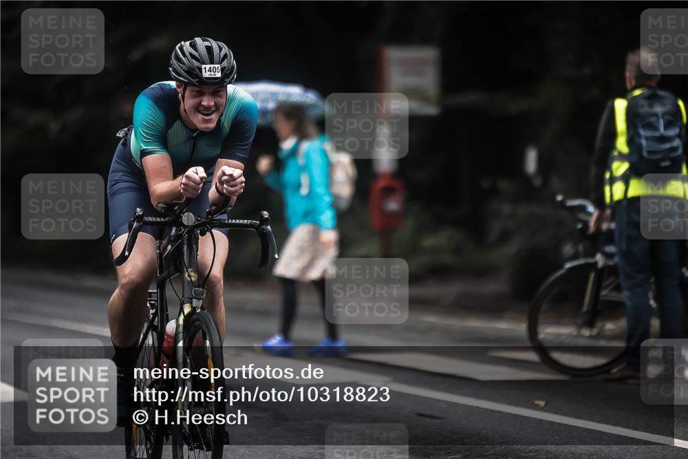 13.09.2026 - Stadtparktriathlon H.Heesch http://msf.ph/oto/10318823 13.09.2026 13:02:52 Radfahren 1375, 1405, 1417 meine-sportfotos.de