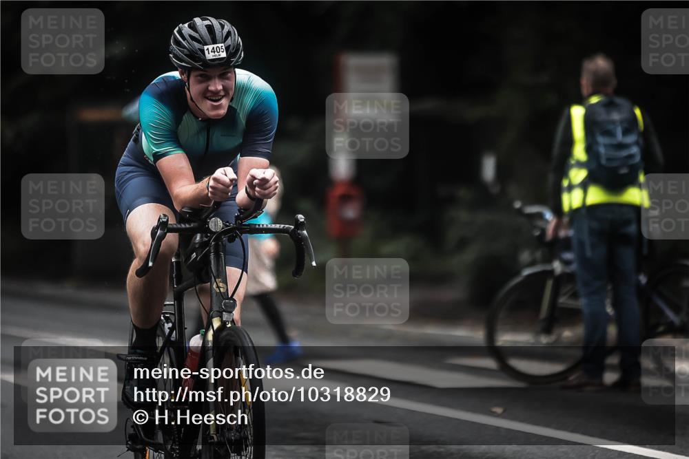 13.09.2026 - Stadtparktriathlon H.Heesch http://msf.ph/oto/10318829 13.09.2026 13:02:52 Radfahren 1375, 1405, 1417 meine-sportfotos.de