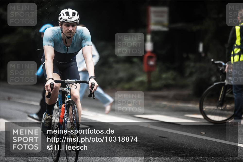 13.09.2026 - Stadtparktriathlon H.Heesch http://msf.ph/oto/10318874 13.09.2026 13:02:58 Radfahren 1251, 1366, 1417 meine-sportfotos.de