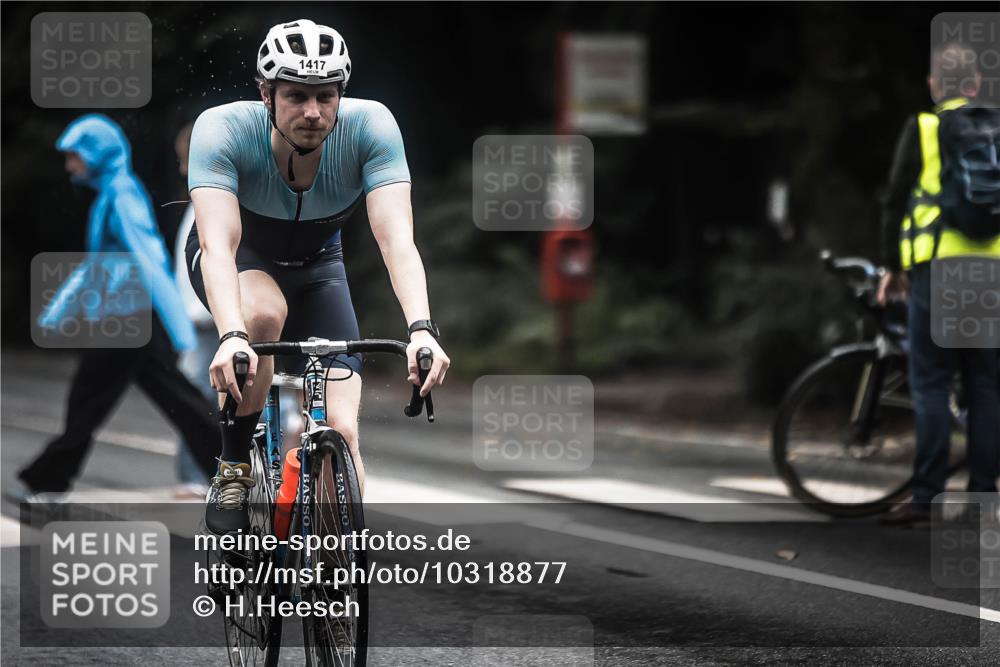 13.09.2026 - Stadtparktriathlon H.Heesch http://msf.ph/oto/10318877 13.09.2026 13:02:58 Radfahren 1251, 1366, 1417 meine-sportfotos.de