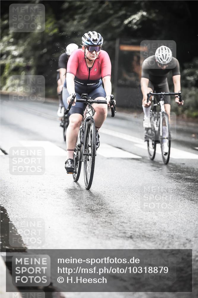 13.09.2026 - Stadtparktriathlon H.Heesch http://msf.ph/oto/10318879 13.09.2026 11:54:50 Radfahren 731, 859, 860, 869, 935 meine-sportfotos.de