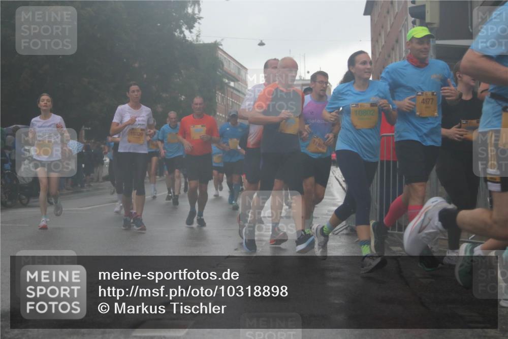 13.09.2026 - Kiel Lauf Markus Tischler http://msf.ph/oto/10318898 13.09.2026 10:50:00 Fleethörn 11915, 10320, 11, 38, 10802, 4977 meine-sportfotos.de