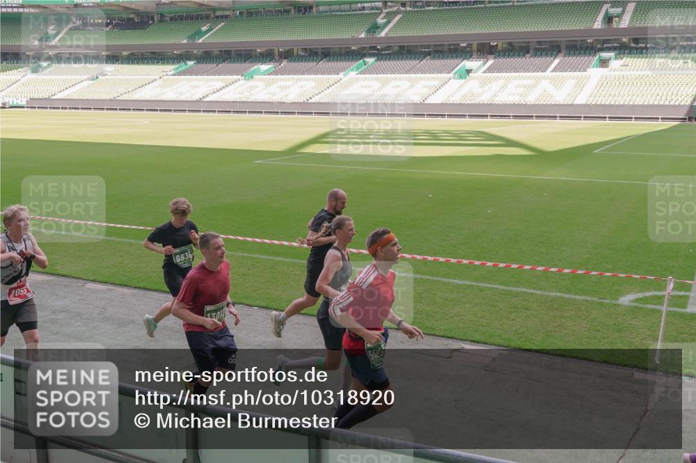 13.09.2026 - 21. swb-Marathon Bremen Michael Burmester http://msf.ph/oto/10318920 13.09.2026 12:54:05 Laufen im Stadion 102, 145, 161, 189, 201, 313, 376, 385, 461, 472, 481, 541, 560, 615, 616, 666, 675, 696, 740, 755, 816, 827, 982, 985, 987, 1053, 1056, 1076, 1207, 1297, 1419, 1433, 1445, 1468, 1528, 1542, 1551, 1631, 1658, 1664, 1704, 1707, 1814, 2043, 2055, 2280, 2350, 2362, 2390, 2401, 2422, 2454, 2474, 2499, 2623, 2701, 2733, 2801, 2820, 2824, 2858, 2870, 2882, 2913, 2922, 2962, 2971, 2997, 3012, 3054, 3134, 3206, 3236, 3241, 3356, 3357, 3362, 3413, 4605 meine-sportfotos.de