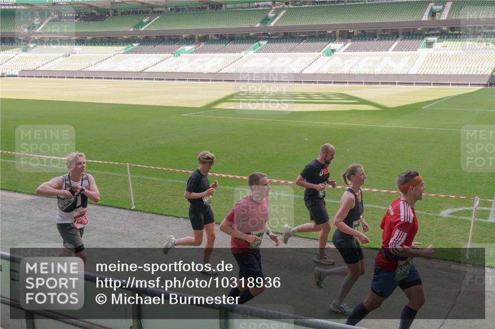 13.09.2026 - 21. swb-Marathon Bremen Michael Burmester http://msf.ph/oto/10318936 13.09.2026 12:54:05 Laufen im Stadion 102, 145, 161, 189, 201, 313, 376, 385, 461, 472, 481, 541, 560, 615, 616, 666, 675, 696, 740, 755, 816, 827, 982, 985, 987, 1053, 1056, 1076, 1207, 1297, 1419, 1433, 1445, 1468, 1528, 1542, 1551, 1631, 1658, 1664, 1704, 1707, 1814, 2043, 2055, 2280, 2350, 2362, 2390, 2401, 2422, 2454, 2474, 2499, 2623, 2701, 2733, 2801, 2820, 2824, 2858, 2870, 2882, 2913, 2922, 2962, 2971, 2997, 3012, 3054, 3134, 3206, 3236, 3241, 3356, 3357, 3362, 3413, 4605 meine-sportfotos.de