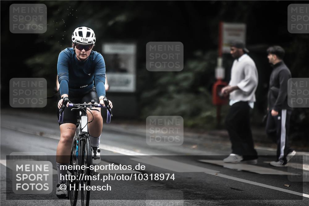 13.09.2026 - Stadtparktriathlon H.Heesch http://msf.ph/oto/10318974 13.09.2026 13:03:08 Radfahren 1100, 1234, 1251, 1257 meine-sportfotos.de