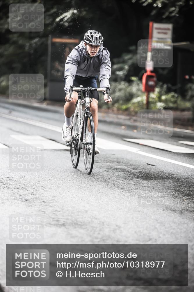 13.09.2026 - Stadtparktriathlon H.Heesch http://msf.ph/oto/10318977 13.09.2026 11:54:55 Radfahren 731, 733, 754, 859, 860, 869, 891, 935 meine-sportfotos.de