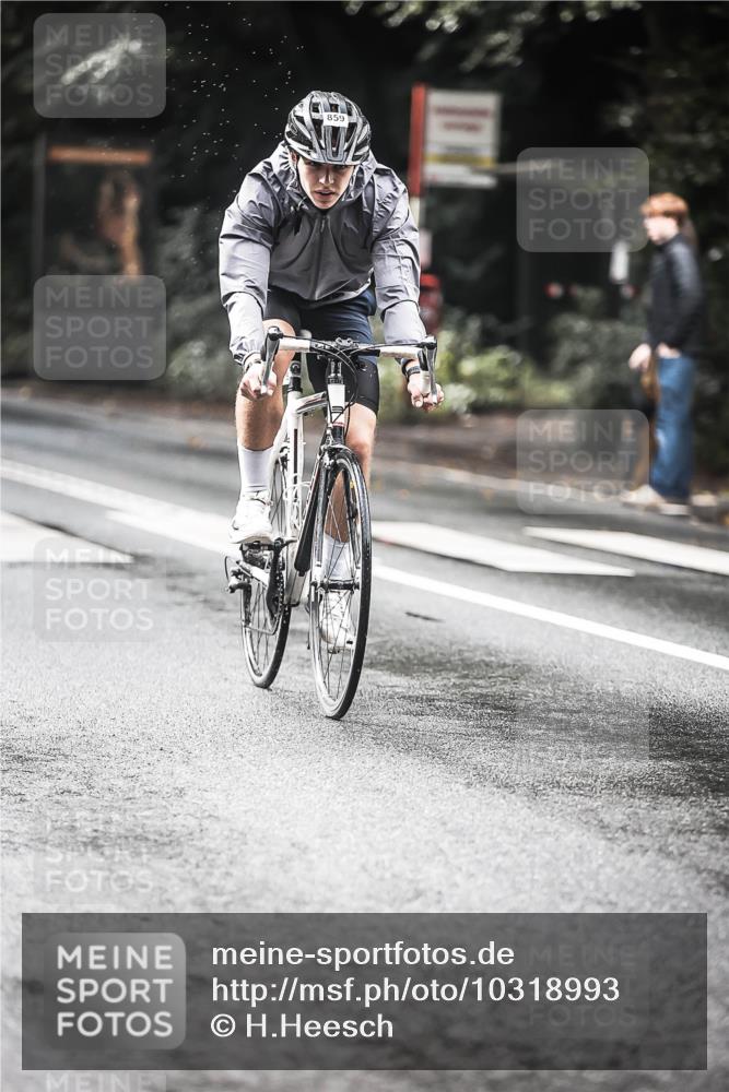 13.09.2026 - Stadtparktriathlon H.Heesch http://msf.ph/oto/10318993 13.09.2026 11:54:55 Radfahren 731, 733, 754, 859, 860, 869, 891, 935 meine-sportfotos.de
