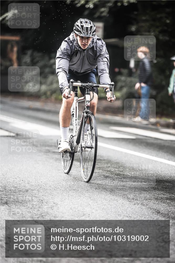 13.09.2026 - Stadtparktriathlon H.Heesch http://msf.ph/oto/10319002 13.09.2026 11:54:55 Radfahren 731, 733, 754, 859, 860, 869, 891, 935 meine-sportfotos.de