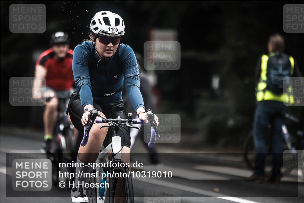13.09.2026 - Stadtparktriathlon H.Heesch http://msf.ph/oto/10319010 13.09.2026 13:03:09 Radfahren 1100, 1234, 1251, 1257 meine-sportfotos.de