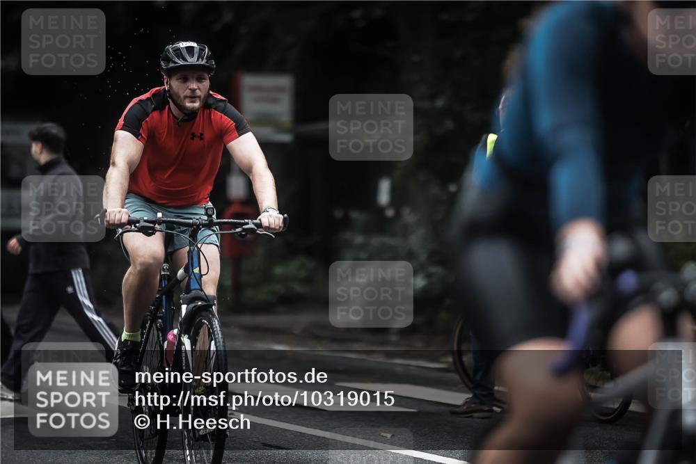 13.09.2026 - Stadtparktriathlon H.Heesch http://msf.ph/oto/10319015 13.09.2026 13:03:09 Radfahren 1100, 1234, 1251, 1257 meine-sportfotos.de