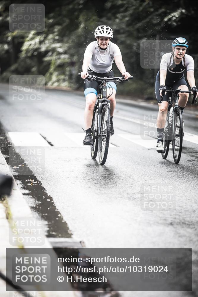 13.09.2026 - Stadtparktriathlon H.Heesch http://msf.ph/oto/10319024 13.09.2026 11:55:00 Radfahren 733, 754, 859, 891, 897, 1017 meine-sportfotos.de