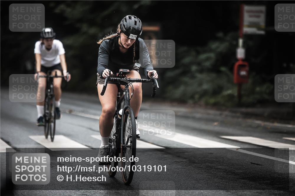 13.09.2026 - Stadtparktriathlon H.Heesch http://msf.ph/oto/10319101 13.09.2026 13:03:24 Radfahren 1078, 1250, 1348, 1426 meine-sportfotos.de