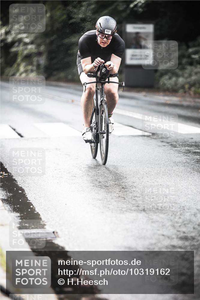 13.09.2026 - Stadtparktriathlon H.Heesch http://msf.ph/oto/10319162 13.09.2026 11:55:06 Radfahren 733, 754, 891, 897, 905, 1017 meine-sportfotos.de