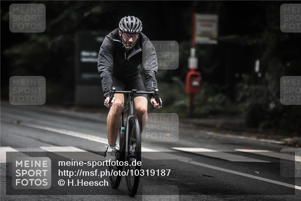 13.09.2026 - Stadtparktriathlon H.Heesch http://msf.ph/oto/10319187 13.09.2026 13:03:27 Radfahren 1078, 1097, 1250, 1348, 1389 meine-sportfotos.de