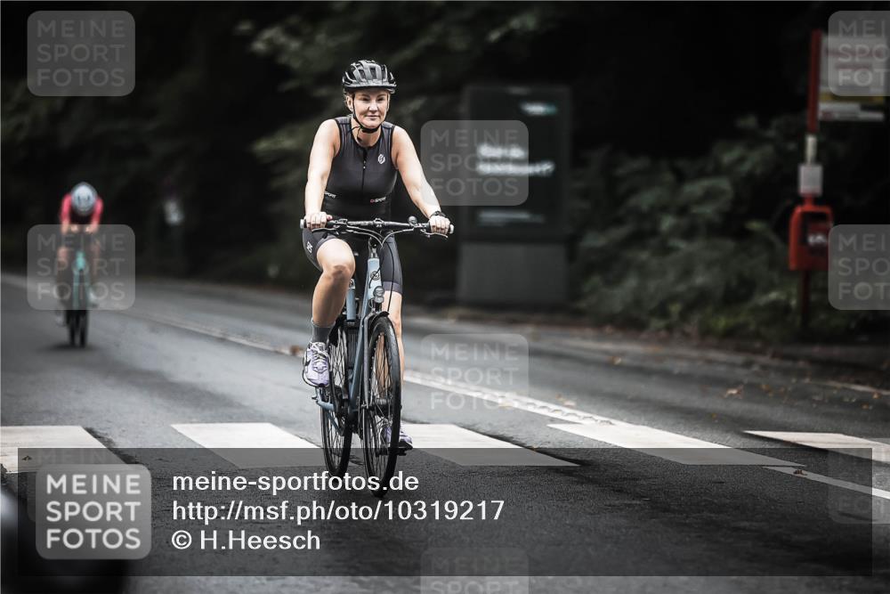 13.09.2026 - Stadtparktriathlon H.Heesch http://msf.ph/oto/10319217 13.09.2026 13:03:31 Radfahren 1097, 1250, 1389 meine-sportfotos.de
