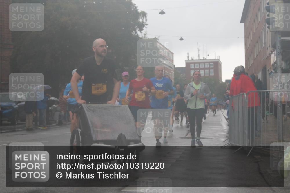 13.09.2026 - Kiel Lauf Markus Tischler http://msf.ph/oto/10319220 13.09.2026 10:50:24 Fleethörn 1812, 5723, 1802 meine-sportfotos.de