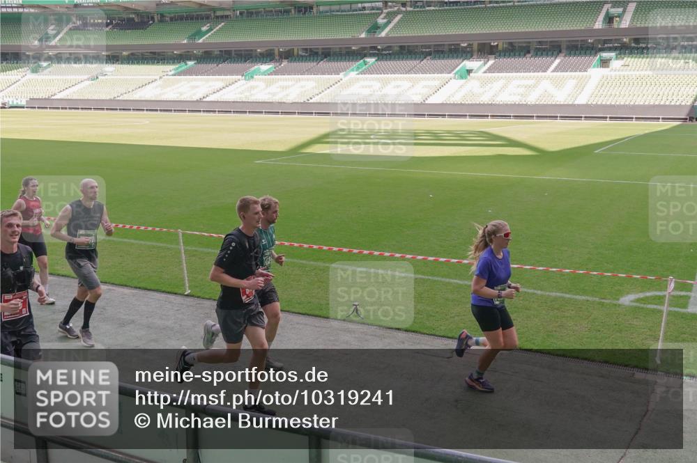 13.09.2026 - 21. swb-Marathon Bremen Michael Burmester http://msf.ph/oto/10319241 13.09.2026 12:54:24 Laufen im Stadion 145, 161, 189, 201, 313, 376, 385, 388, 461, 472, 481, 495, 541, 560, 615, 616, 666, 675, 696, 740, 755, 816, 827, 982, 985, 987, 1053, 1056, 1076, 1197, 1207, 1390, 1419, 1433, 1445, 1468, 1528, 1551, 1599, 1631, 1658, 1664, 1704, 1707, 1814, 2055, 2125, 2234, 2251, 2280, 2362, 2383, 2390, 2401, 2422, 2454, 2474, 2499, 2623, 2701, 2733, 2801, 2820, 2824, 2858, 2870, 2882, 2913, 2922, 2962, 2971, 2997, 3012, 3054, 3134, 3175, 3206, 3241, 3246, 3346, 3356, 3357, 3362, 3413, 3716 meine-sportfotos.de