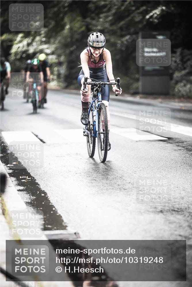 13.09.2026 - Stadtparktriathlon H.Heesch http://msf.ph/oto/10319248 13.09.2026 11:55:13 Radfahren 779, 788, 800, 856, 893, 905, 948 meine-sportfotos.de