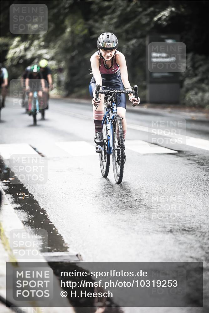 13.09.2026 - Stadtparktriathlon H.Heesch http://msf.ph/oto/10319253 13.09.2026 11:55:13 Radfahren 779, 788, 800, 856, 893, 905, 948 meine-sportfotos.de