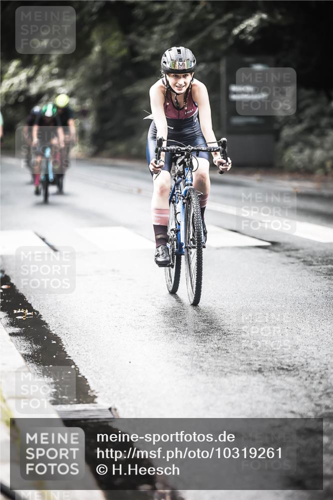 13.09.2026 - Stadtparktriathlon H.Heesch http://msf.ph/oto/10319261 13.09.2026 11:55:13 Radfahren 779, 788, 800, 856, 893, 905, 948 meine-sportfotos.de