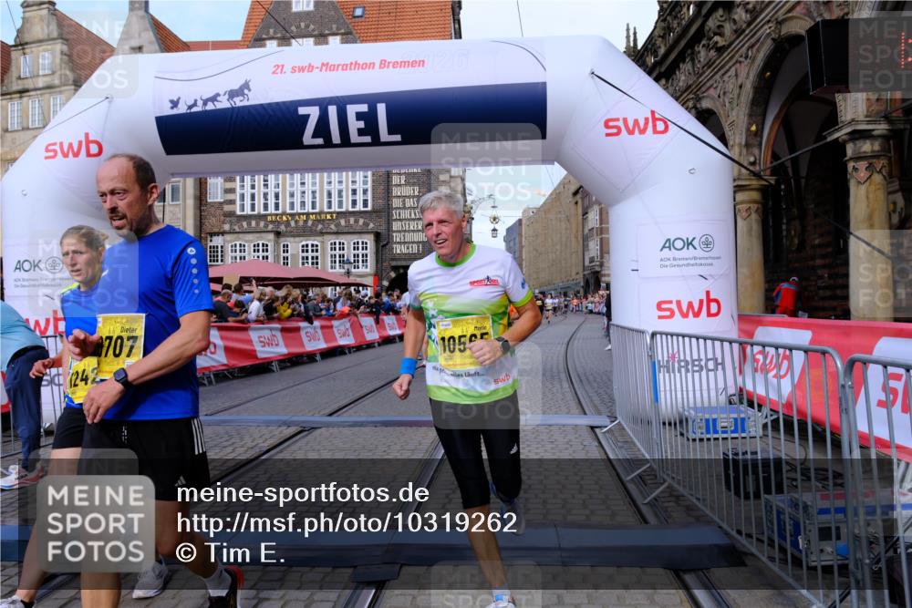 13.09.2026 - 21. swb-Marathon Bremen Tim E. http://msf.ph/oto/10319262 13.09.2026 10:58:11 Ziel 10078, 10460, 10559, 10565, 10707, 10728, 11136, 11153, 11332, 11532, 11568, 11824, 11856, 11863, 12228, 12231, 12427, 12551, 12555 meine-sportfotos.de