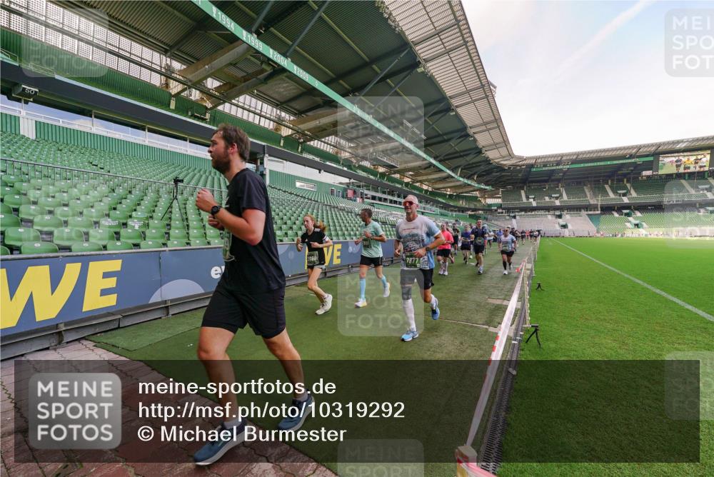 13.09.2026 - 21. swb-Marathon Bremen Michael Burmester http://msf.ph/oto/10319292 13.09.2026 13:17:59 Laufen im Stadion 134, 267, 271, 311, 404, 449, 486, 546, 588, 732, 753, 837, 921, 990, 1057, 1424, 1425, 1431, 1790, 1813, 1825, 1844, 1868, 1987, 2056, 2067, 2096, 2123, 2137, 2259, 2294, 2357, 2358, 2381, 2389, 2419, 2453, 2532, 2550, 2562, 2586, 2601, 2614, 2647, 2655, 2797, 2821, 2849, 2857, 2879, 2880, 2893, 2984, 2996, 2999, 3096, 3100, 3104, 3146, 3180, 3195, 3210, 3213, 3314, 3337, 3366, 3421, 3431, 3476, 3479, 3501, 3506, 3537, 3548, 3619, 3633, 3654, 3740, 3879, 4478 meine-sportfotos.de