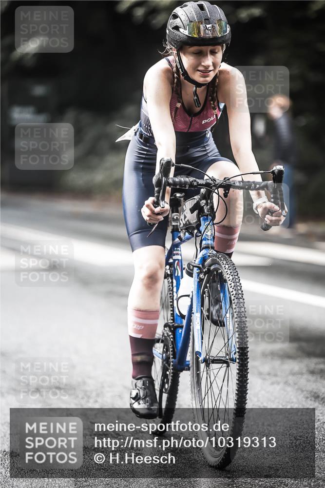 13.09.2026 - Stadtparktriathlon H.Heesch http://msf.ph/oto/10319313 13.09.2026 11:55:14 Radfahren 779, 788, 800, 856, 893, 905, 948 meine-sportfotos.de