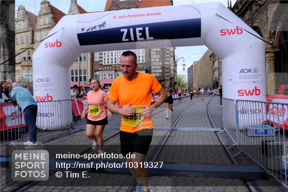 13.09.2026 - 21. swb-Marathon Bremen Tim E. http://msf.ph/oto/10319327 13.09.2026 10:58:13 Ziel 10078, 10543, 10559, 10565, 10604, 10707, 10728, 10826, 11136, 11153, 11332, 11532, 11568, 11824, 11856, 11863, 12228, 12231, 12427, 12551, 12555 meine-sportfotos.de