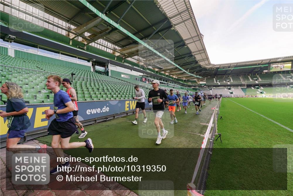13.09.2026 - 21. swb-Marathon Bremen Michael Burmester http://msf.ph/oto/10319350 13.09.2026 13:18:04 Laufen im Stadion 134, 267, 271, 311, 404, 449, 486, 546, 588, 732, 753, 837, 921, 1057, 1424, 1425, 1431, 1765, 1790, 1813, 1825, 1844, 1868, 1987, 2056, 2067, 2096, 2123, 2137, 2294, 2357, 2358, 2381, 2389, 2419, 2453, 2532, 2550, 2562, 2586, 2601, 2614, 2647, 2655, 2797, 2821, 2849, 2857, 2879, 2880, 2893, 2944, 2984, 2999, 3096, 3100, 3104, 3146, 3180, 3195, 3210, 3213, 3285, 3314, 3337, 3366, 3421, 3431, 3476, 3479, 3506, 3537, 3548, 3619, 3633, 3654, 3740, 3879, 4478 meine-sportfotos.de