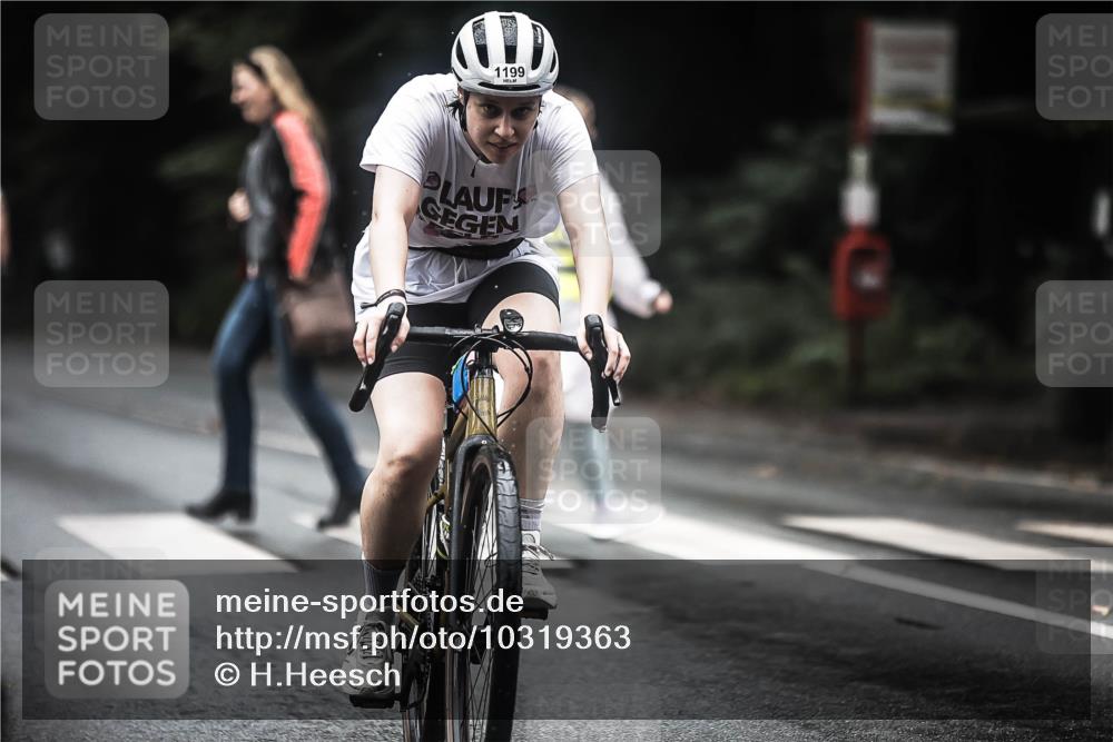 13.09.2026 - Stadtparktriathlon H.Heesch http://msf.ph/oto/10319363 13.09.2026 13:03:38 Radfahren 1097, 1199, 1225, 1226, 1389 meine-sportfotos.de