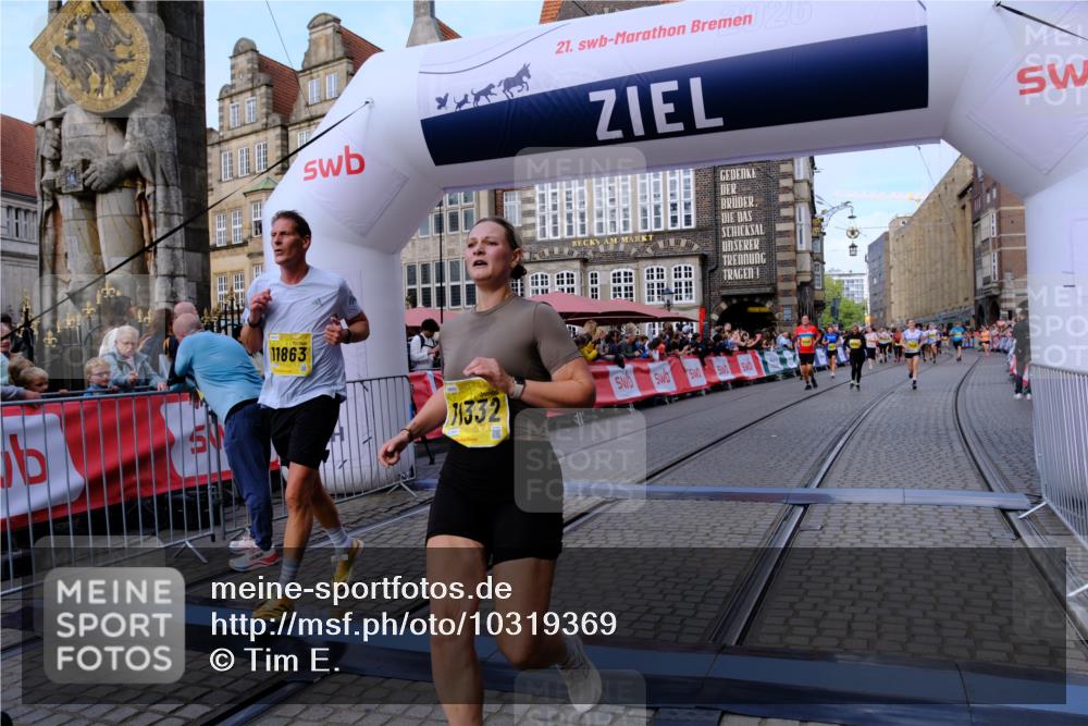 13.09.2026 - 21. swb-Marathon Bremen Tim E. http://msf.ph/oto/10319369 13.09.2026 10:58:16 Ziel 10078, 10543, 10559, 10565, 10604, 10707, 10728, 10826, 10903, 10931, 10932, 11136, 11332, 11824, 11856, 11863, 12231, 12427, 12441, 12551, 12555 meine-sportfotos.de