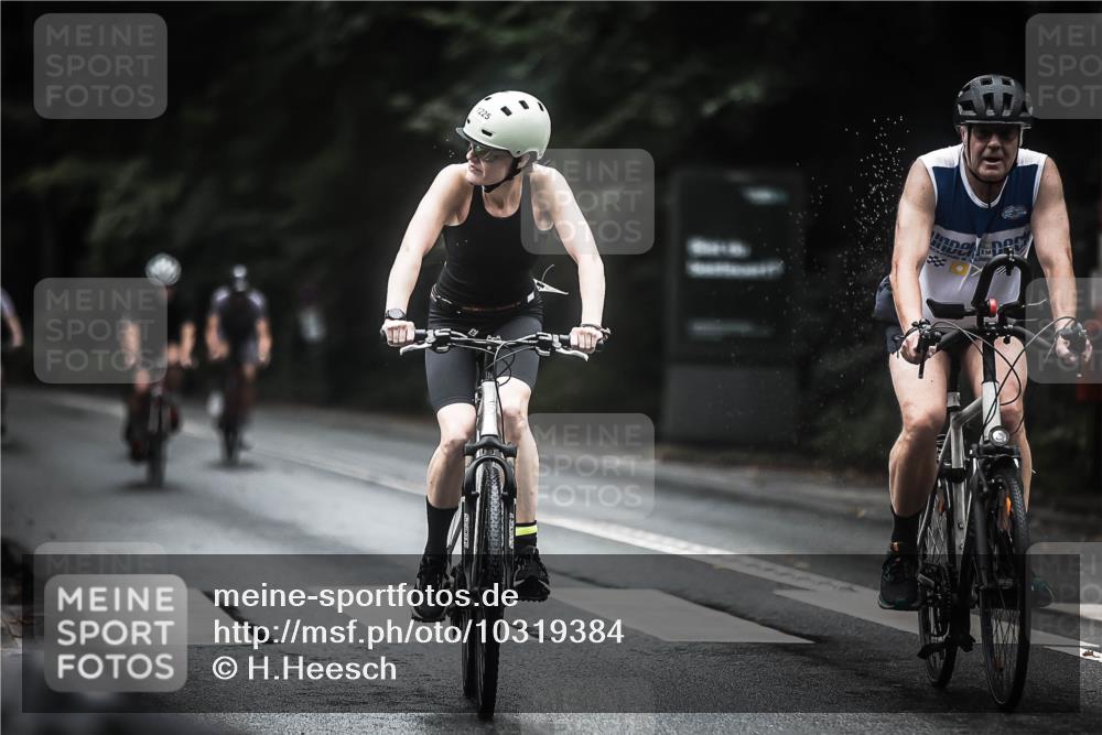13.09.2026 - Stadtparktriathlon H.Heesch http://msf.ph/oto/10319384 13.09.2026 13:03:42 Radfahren 1199, 1200, 1218, 1225, 1226, 1311, 1427 meine-sportfotos.de