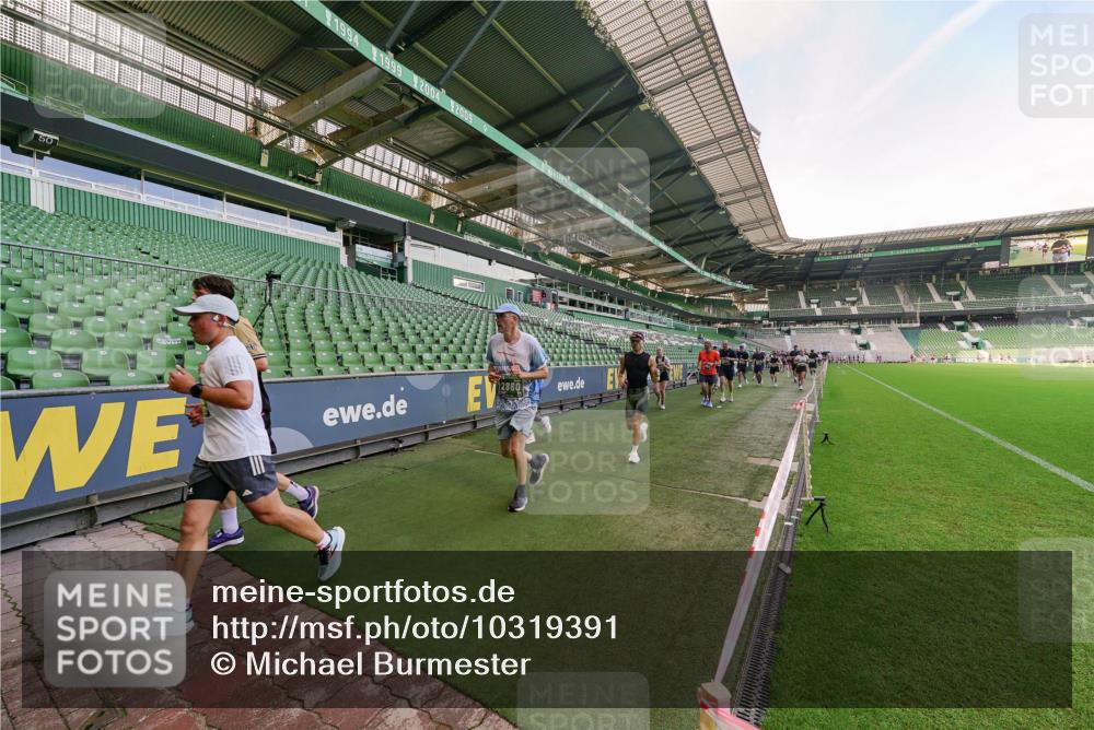 13.09.2026 - 21. swb-Marathon Bremen Michael Burmester http://msf.ph/oto/10319391 13.09.2026 13:18:08 Laufen im Stadion 267, 271, 311, 404, 449, 486, 546, 588, 732, 753, 837, 921, 1057, 1424, 1425, 1431, 1765, 1790, 1813, 1825, 1844, 1868, 1987, 2056, 2067, 2096, 2123, 2137, 2294, 2357, 2358, 2381, 2389, 2419, 2453, 2532, 2550, 2586, 2601, 2614, 2622, 2647, 2655, 2797, 2821, 2849, 2857, 2879, 2880, 2893, 2944, 2984, 2999, 3096, 3100, 3104, 3146, 3180, 3195, 3210, 3213, 3285, 3287, 3314, 3337, 3366, 3421, 3431, 3476, 3479, 3506, 3537, 3548, 3619, 3633, 3654, 3740, 3879, 4478 meine-sportfotos.de