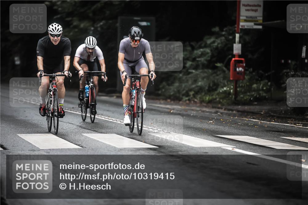 13.09.2026 - Stadtparktriathlon H.Heesch http://msf.ph/oto/10319415 13.09.2026 13:03:45 Radfahren 1191, 1200, 1218, 1225, 1226, 1311, 1427 meine-sportfotos.de