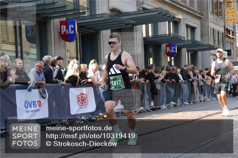 13.09.2026 - 21. swb-Marathon Bremen Strokosch-Dieckow http://msf.ph/oto/10319419 13.09.2026 13:17:30 Ziel 771, 948, 1297, 1797, 2001, 2125, 2234, 2634, 2812, 3051, 3192, 3760, 4171, 4286, 4374, 4498, 4499, 4620, 5041, 5530, 5817, 5935, 7901, 8250, 8805, 8869, 9400, 9505, 9595, 9596, 9837, 13041, 13107, 560, 842, 2008, 2052, 3148, 4171, 4805, 5041, 5550, 6095, 6734, 6759, 6803, 7901, 8100, 8253, 8446, 8532, 8714, 9075 meine-sportfotos.de