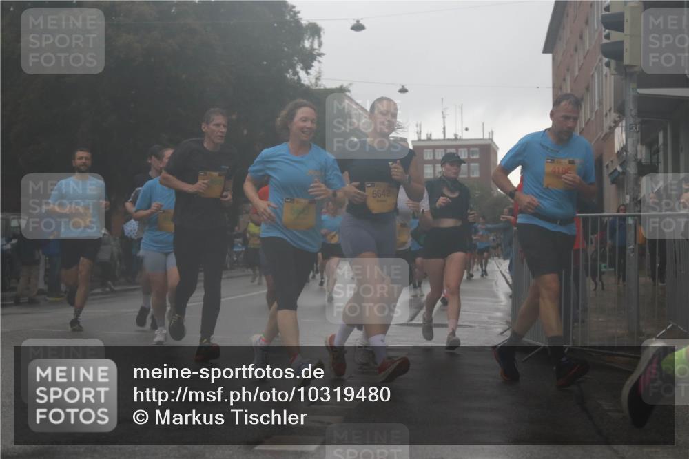 13.09.2026 - Kiel Lauf Markus Tischler http://msf.ph/oto/10319480 13.09.2026 10:50:44 Fleethörn 8863, 5642, 11, 4196 meine-sportfotos.de