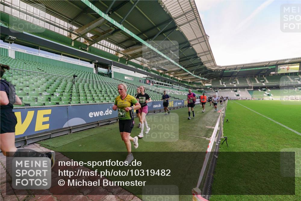 13.09.2026 - 21. swb-Marathon Bremen Michael Burmester http://msf.ph/oto/10319482 13.09.2026 13:18:20 Laufen im Stadion 311, 404, 449, 486, 546, 588, 732, 753, 837, 921, 1057, 1424, 1425, 1431, 1506, 1765, 1790, 1813, 1844, 1868, 2056, 2067, 2096, 2123, 2137, 2224, 2294, 2357, 2358, 2389, 2419, 2453, 2532, 2550, 2557, 2563, 2586, 2601, 2614, 2622, 2647, 2655, 2786, 2821, 2845, 2849, 2857, 2879, 2880, 2893, 2944, 2984, 2999, 3072, 3096, 3100, 3104, 3146, 3180, 3195, 3198, 3210, 3213, 3285, 3287, 3314, 3337, 3421, 3431, 3476, 3479, 3506, 3537, 3548, 3619, 3633, 3654, 3740, 3879, 4478 meine-sportfotos.de