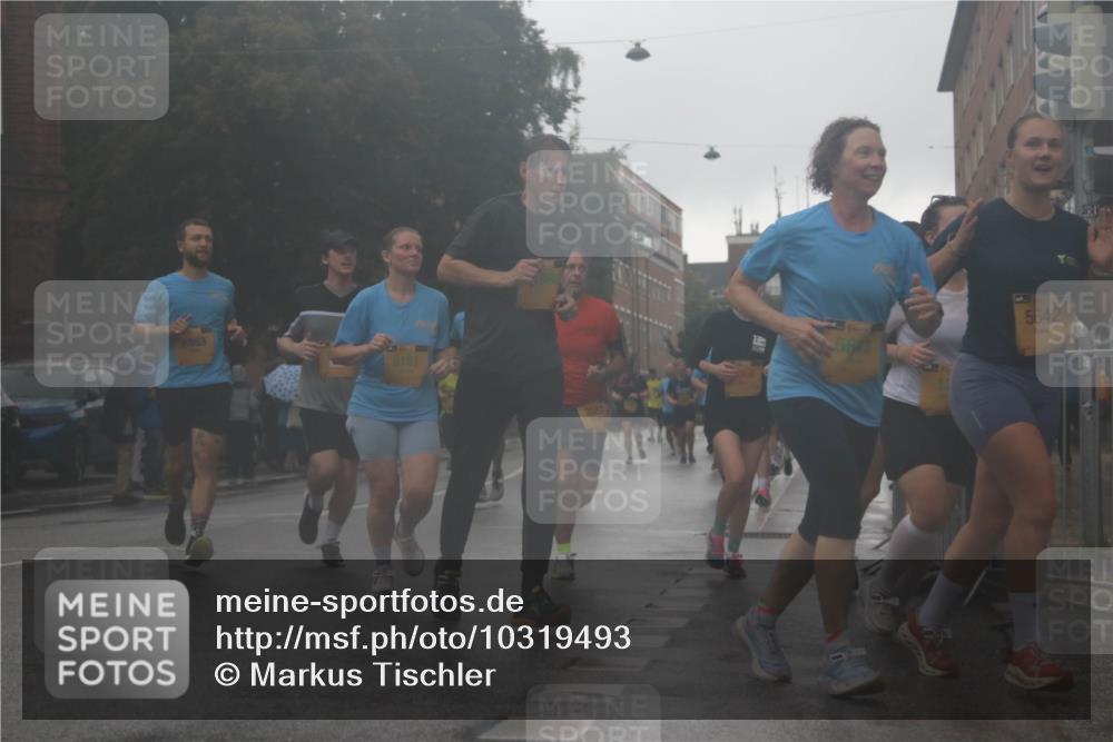 13.09.2026 - Kiel Lauf Markus Tischler http://msf.ph/oto/10319493 13.09.2026 10:50:45 Fleethörn 8863, 6161, 3587, 5642 meine-sportfotos.de
